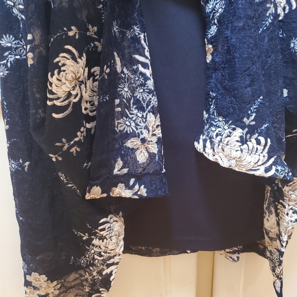 Roz & Ali Women's Short-sleeved Peplum Dress - Picture 8 of 11